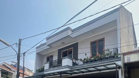 Rumah 2 Lantai, Bangunan Kokoh Siap Huni di Pondok Karya