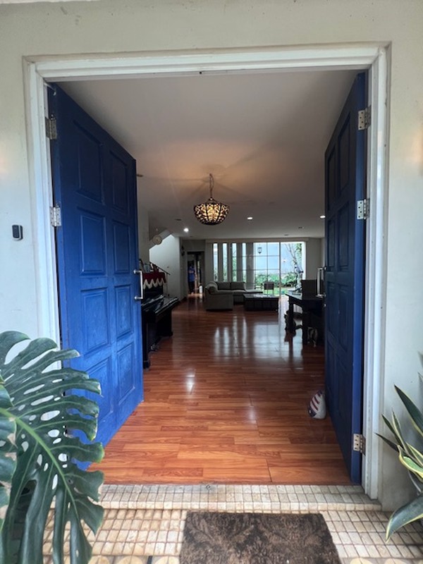 Rumah siap huni dalam cluster di Senayan Bintaro sektor 9