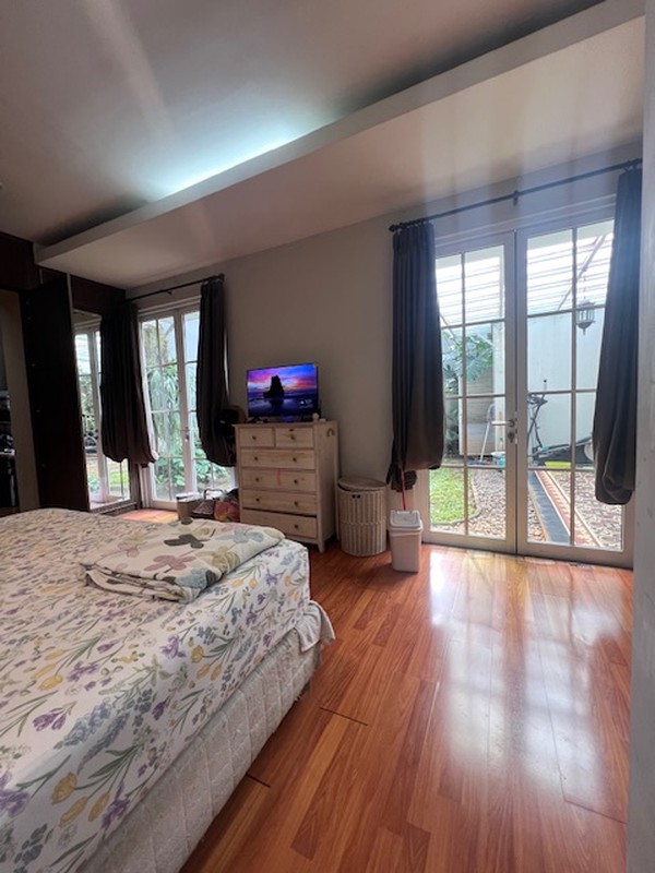 Rumah siap huni dalam cluster di Senayan Bintaro sektor 9