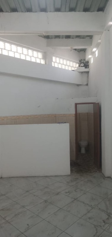 Disewakan Ruko Strategis 2 Lantai di Pusat Kota Bantul Area Luas, Dekat Fasilitas Publik & Akses Mudah.