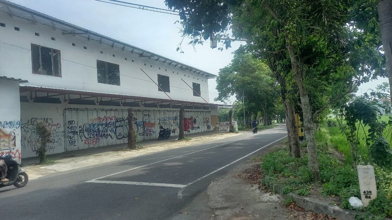 Disewakan Ruko Strategis 2 Lantai di Pusat Kota Bantul Area Luas, Dekat Fasilitas Publik & Akses Mudah.