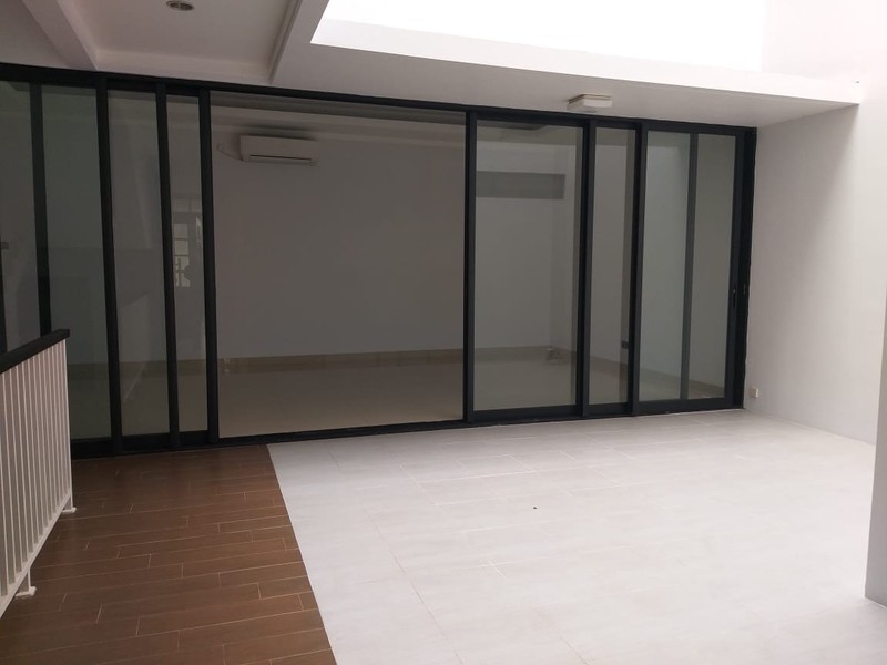 Rumah Bagus Siap Huni dan Asri di Kebayoran Symphony, Bintaro Jaya Sektor 7