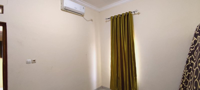 Rumah Kost 2 Lantai 13 Kamar + Kamar Mandi di dalam - Lokasi Ciledug Tangerang