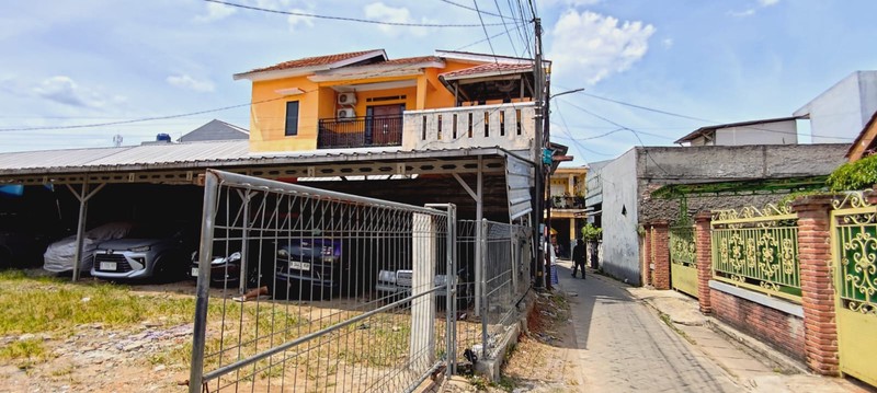 Rumah Kost 2 Lantai 13 Kamar + Kamar Mandi di dalam - Lokasi Ciledug Tangerang