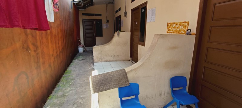 Rumah Kost 2 Lantai 13 Kamar + Kamar Mandi di dalam - Lokasi Ciledug Tangerang