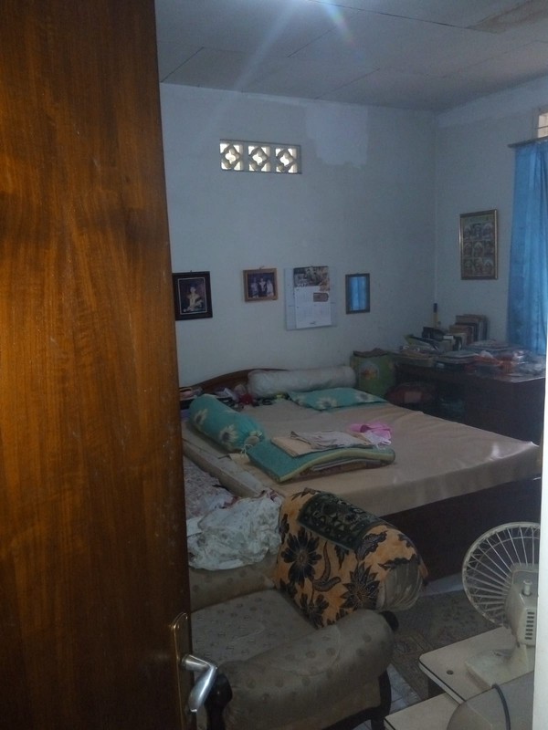 Rumah Lama Hitung Tanah Di Pondok Pinang, Jakarta Selatan 