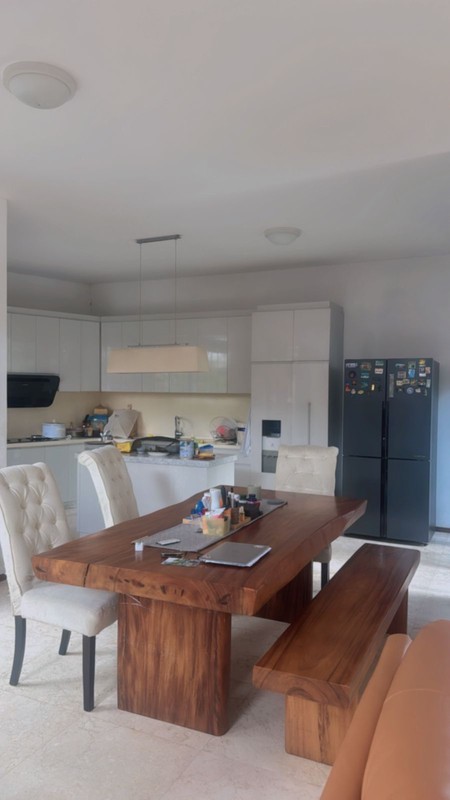 RUMAH DI CLUSTER EXCLUSIVE MENTENG BINTARO