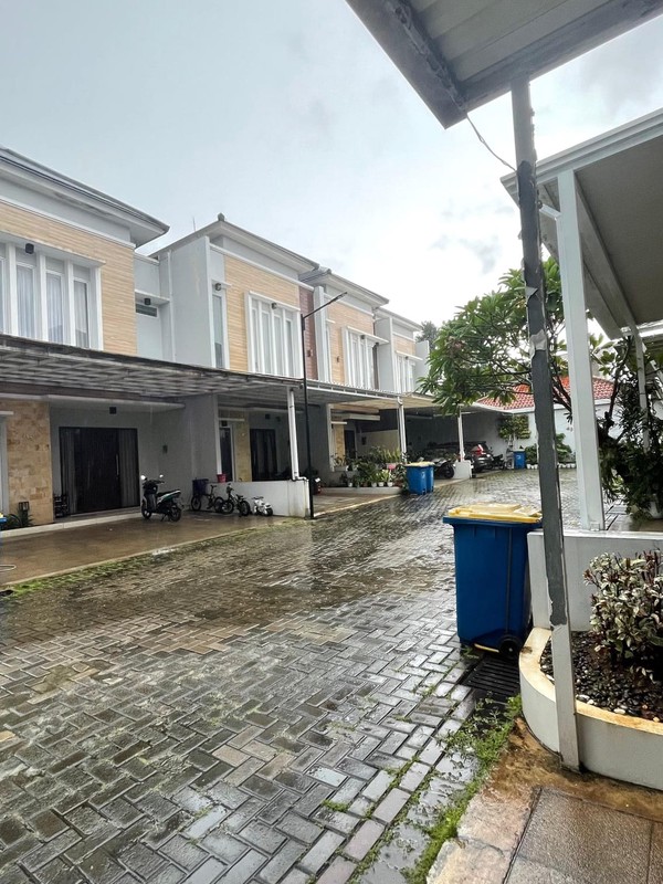 Rumah Cluster Selangkah Dari Bintaro Siap Huni