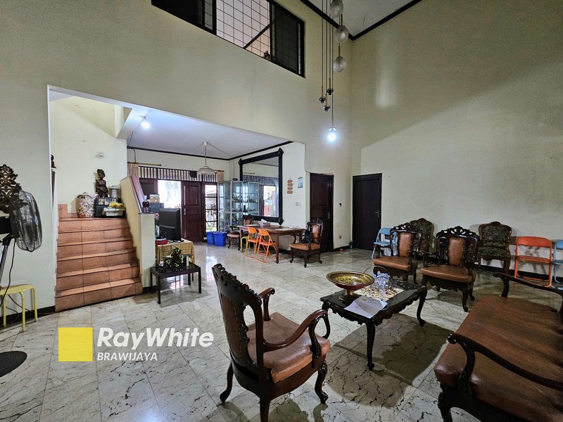 Rumah di jalan Nimun, Kebayoran Lama, Jakarta Selatan, 2 km ke Mal Pondok Indah