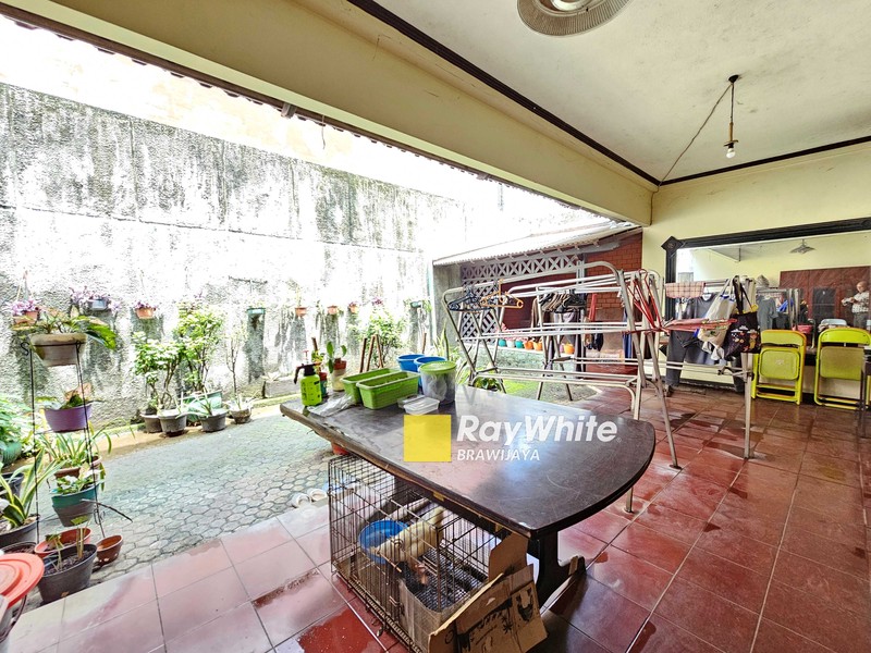 Rumah di jalan Nimun, Kebayoran Lama, Jakarta Selatan, 2 km ke Mal Pondok Indah