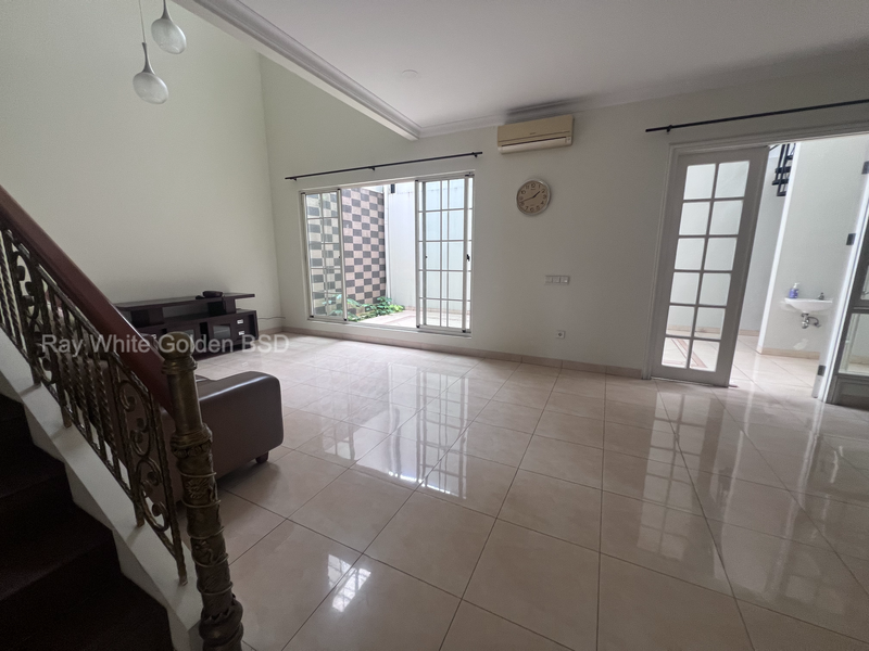 Rumah Strategis di The Green Dekat Akses Toll dan Stasiun Rawa Buntu 