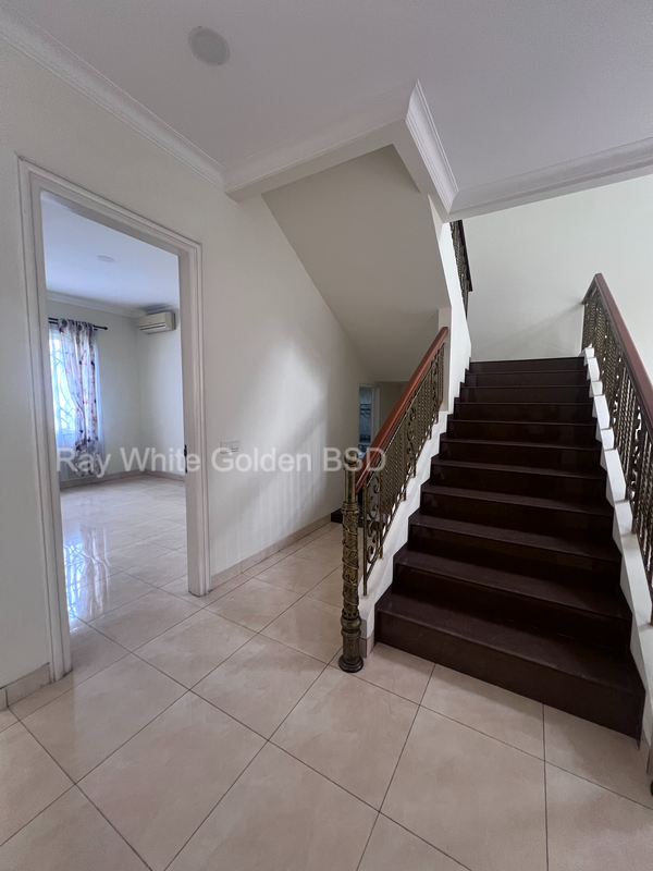 Rumah Strategis di The Green Dekat Akses Toll dan Stasiun Rawa Buntu 