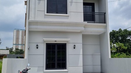 Rumah Minimalis, Bagus, Siap Huni dalam Cluster di Ciater, Tangsel