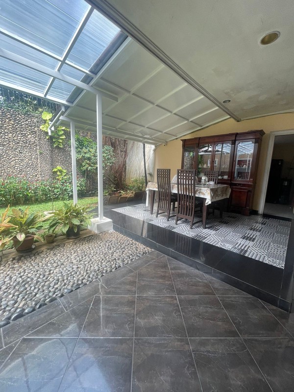 Rumah Siap Huni Kawasan Elite, Di Daerah Kebayoran Baru