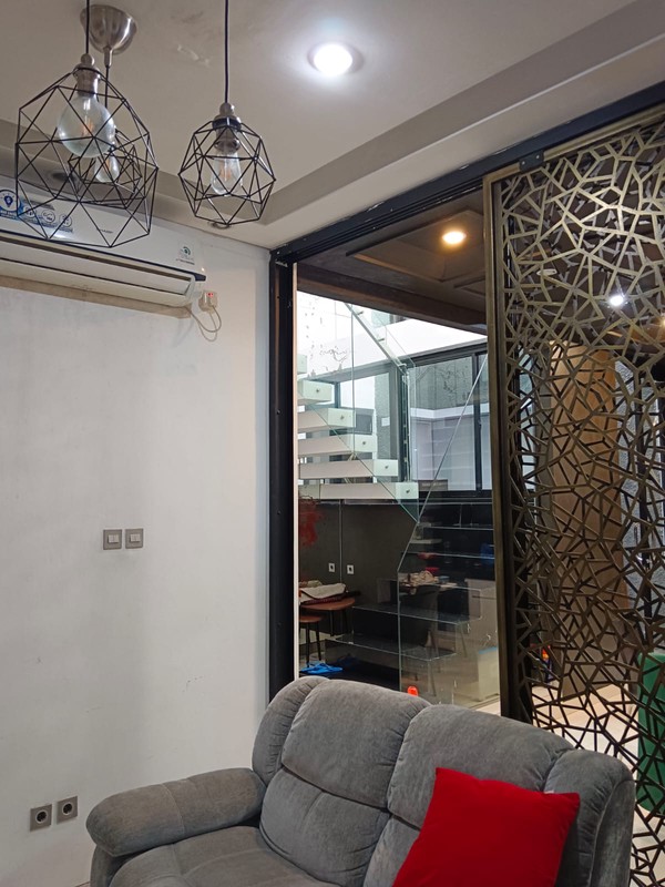 Rumah Tinggal, Di Daerah Tanah Abang