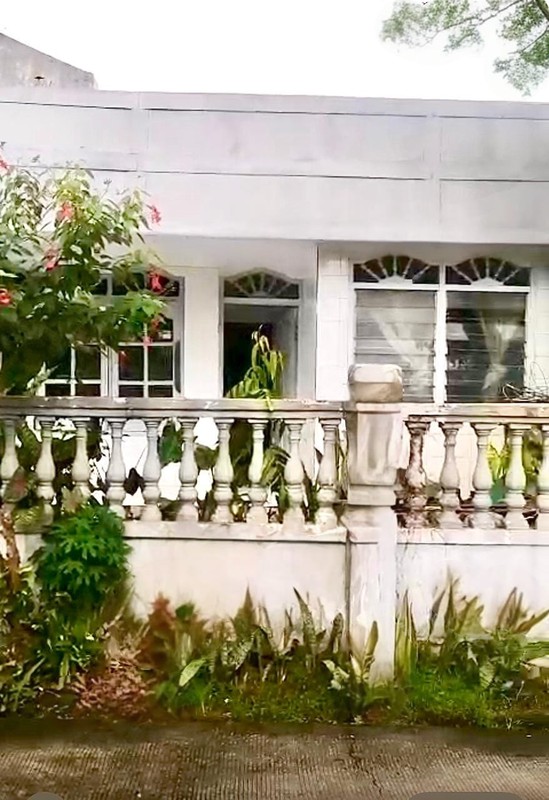 DIJUAL MURAH  RUMAH 1 LT -  Depok