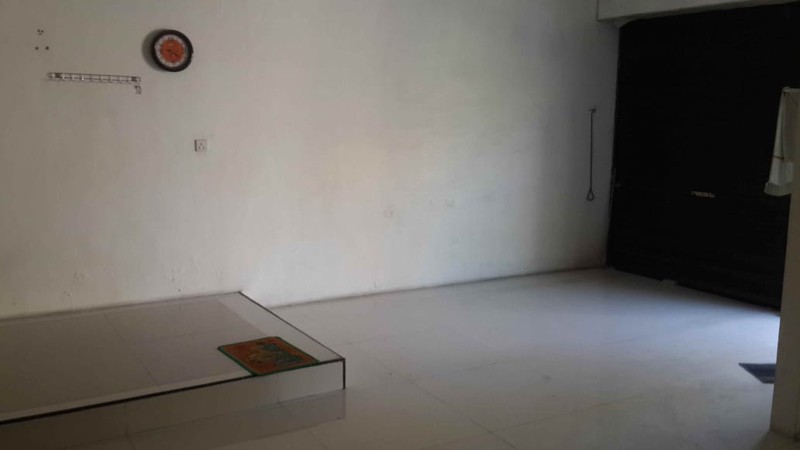 DIJUAL RUMAH KRATON SUPER BLOK KRIAN