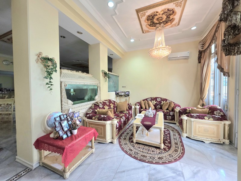 Rumah Bagus Siap Huni dan Asri di Jl Gedung Pinang, Pondok Indah, Jakarta Selatan