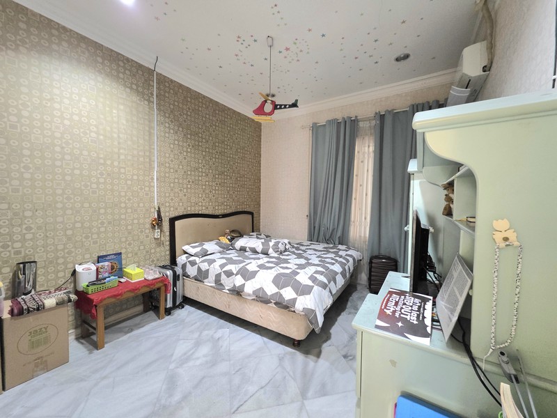 Rumah Bagus Siap Huni dan Asri di Jl Gedung Pinang, Pondok Indah, Jakarta Selatan