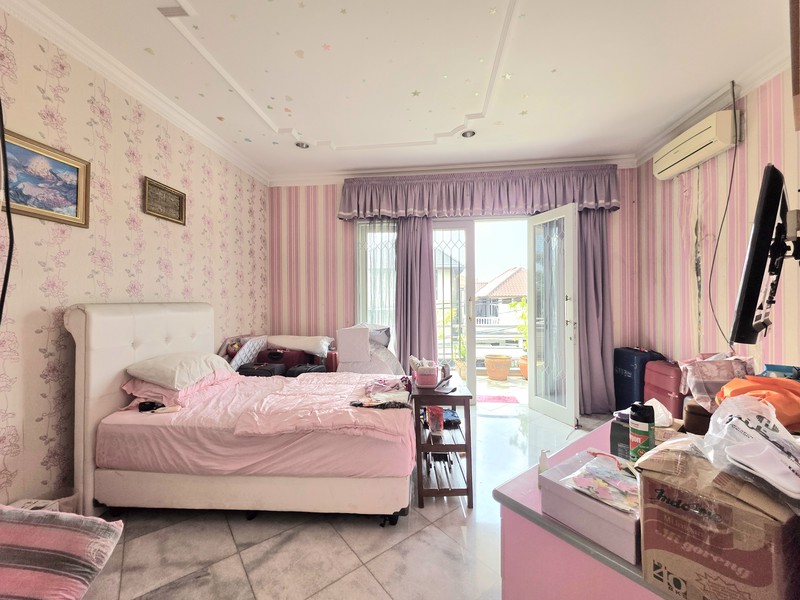 Rumah Bagus Siap Huni dan Asri di Jl Gedung Pinang, Pondok Indah, Jakarta Selatan