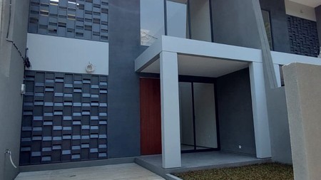 Brand New Rumah Minimalist 2 Lantai di Cinere Akses Mudah ke Tol