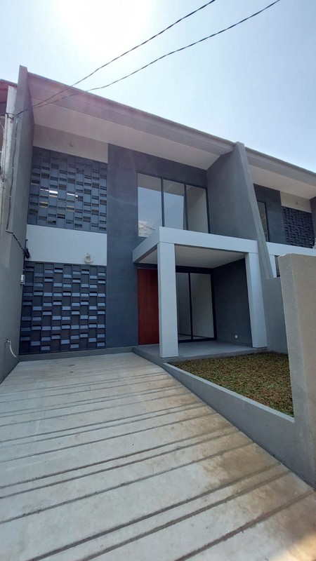 Brand New Rumah Minimalist 2 Lantai di Cinere Akses Mudah ke Tol
