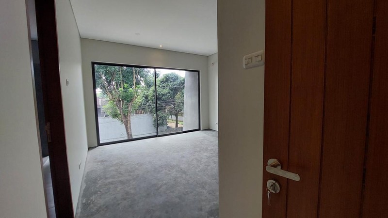 Brand New Rumah Minimalist 2 Lantai di Cinere Akses Mudah ke Tol