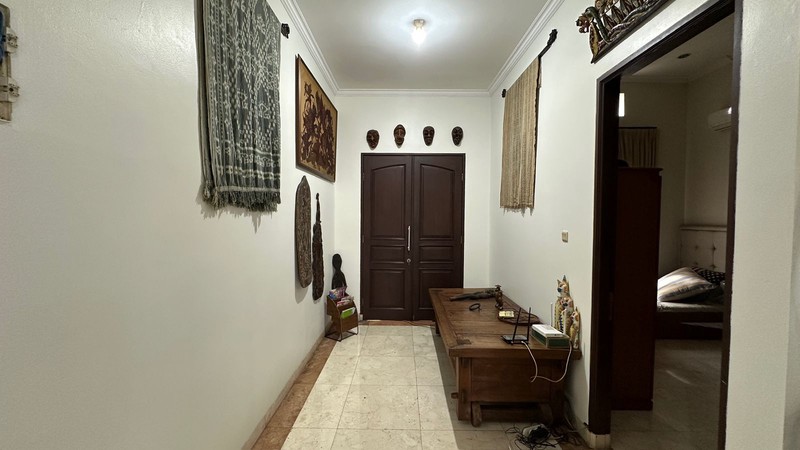 Di jual rumah cantik lokasi strategis di Simatupang