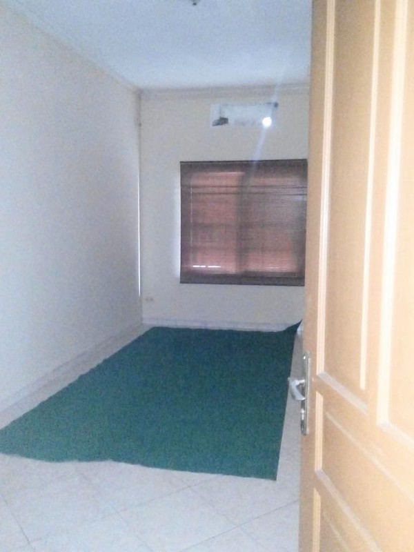 DIJUAL - Rumah Strategis di Lebak Bulus, Potensi Tinggi untuk Kos-Kosan