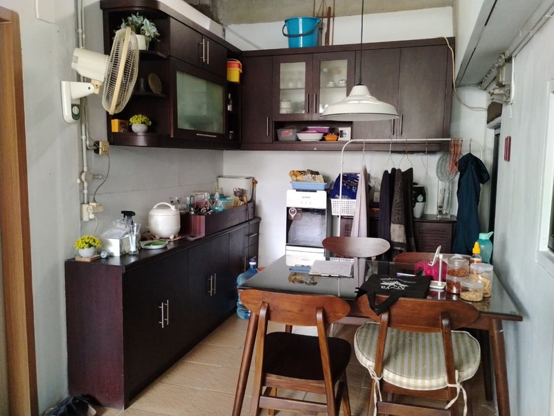 Rumah dan Kontrakan 2 Pintu Lokasi Strategis di Jl.H Kamang Pondok Labu