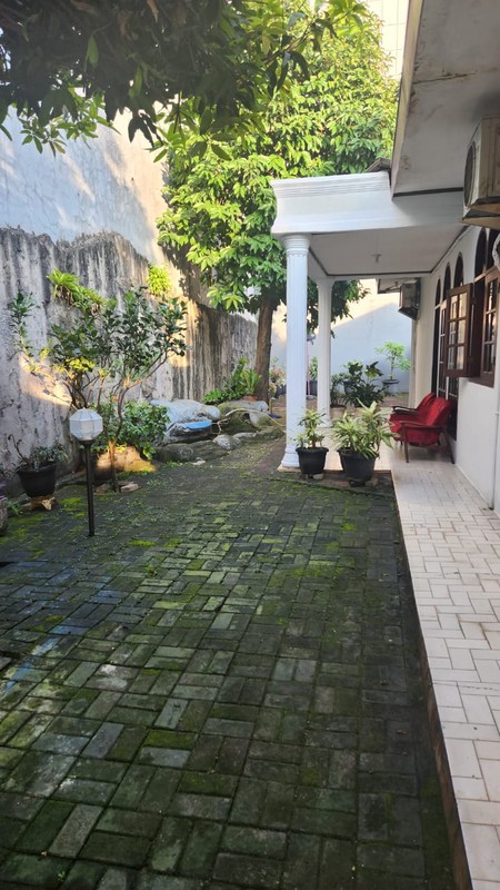 Dijual Rumah di kelapa dua jakarta barat 