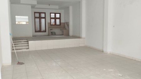 Disewakan Ruko Strategis Dekat Dengan Museum Biologi Lokasi Tengah Kota, Wirogunan, Mergangsan, Yogyakarta