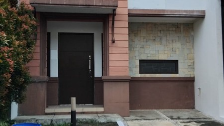 Rumah rapi di Nusa Loka Park BSD