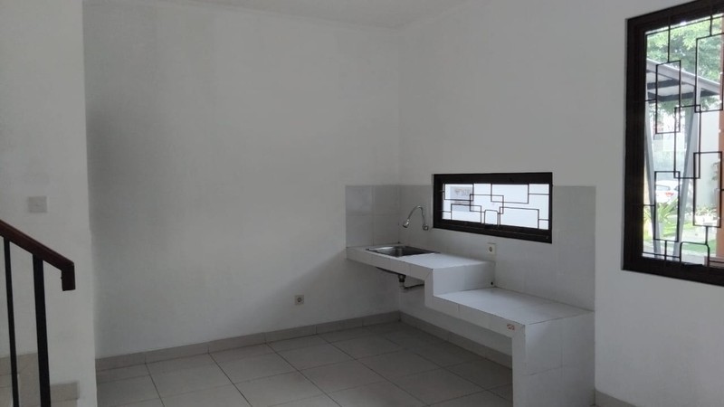 Rumah rapi di Nusa Loka Park BSD