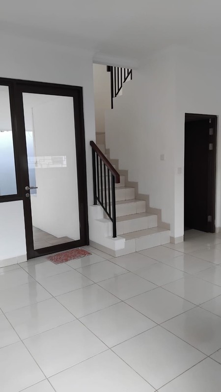 Rumah rapi di Nusa Loka Park BSD