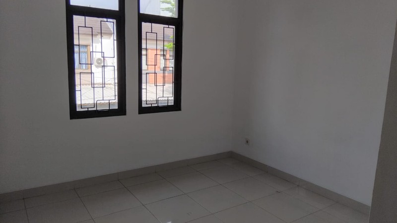 Rumah rapi di Nusa Loka Park BSD