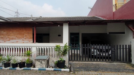 Rumah Dijual/Disewakan Griya Kebraon Selatan Surabaya