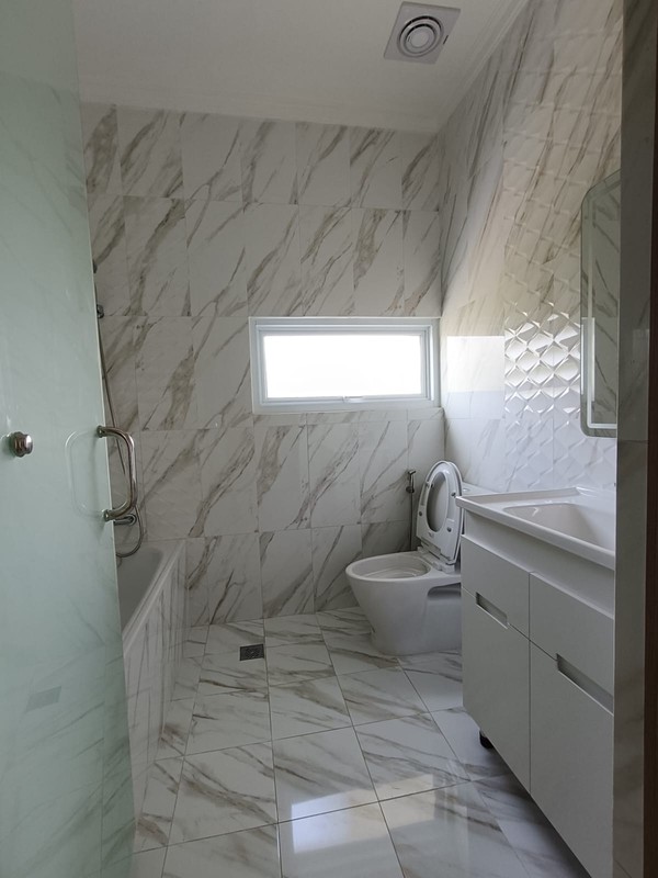 Rumah Grand Wisata siap huni