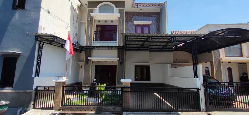 Rumah Dijual Graha Kebraon Regency Surabaya
