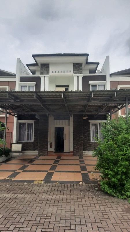 RUMAH KOST EKSKLUSIF DI LOKASI STRATEGIS DI BEVERLY HILLS JABABEKA 