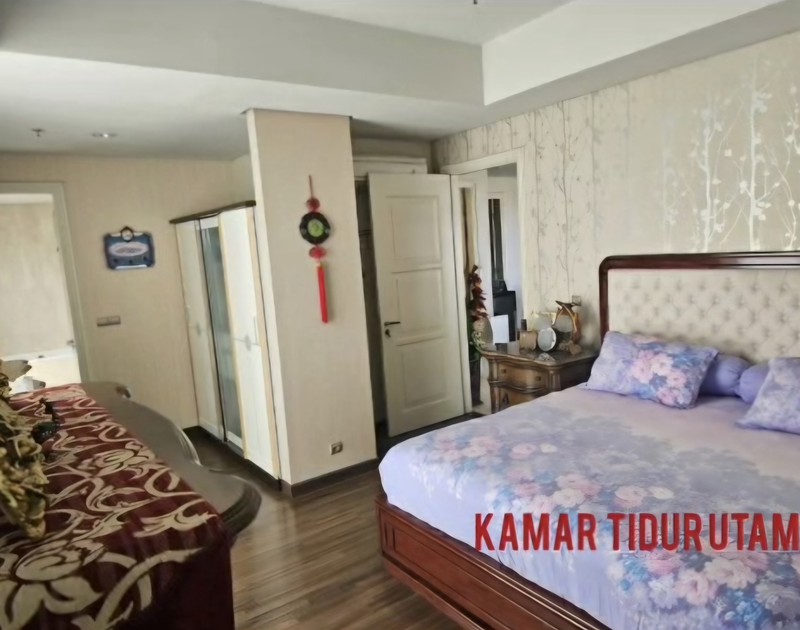 Apartemen ADHIWANGSA 3+1 BR, Full Furnished (diatas Mall Fairway Nine ex Lenmarc), Surabaya Barat