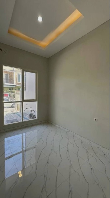 DIJUAL RUMAH GRESS 2 LT DI PRADAH PERMAI SURABAYA MURAH DAN MEWAH