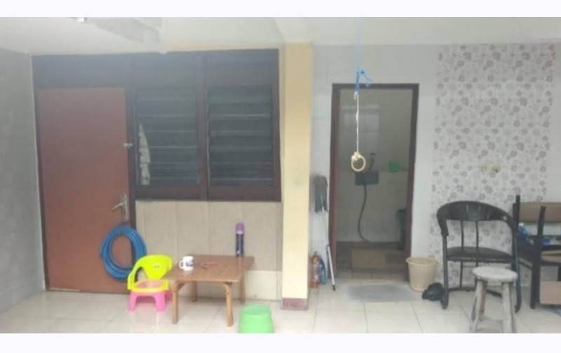 DIJUAL CEPAT RUMAH LAMA LEBAK ARUM SURABAYA