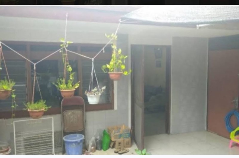 DIJUAL CEPAT RUMAH LAMA LEBAK ARUM SURABAYA