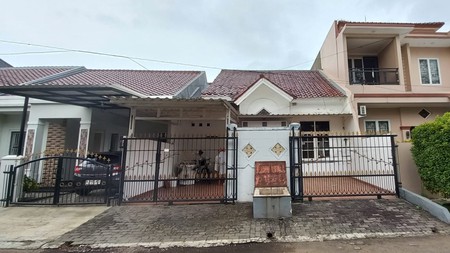 Rumah 1 lantai lokasi strategis di Villa Melati Mas BSD City
