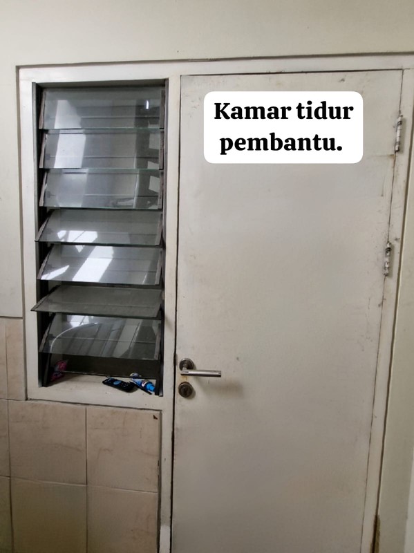 JUAL RUMAH SIAP HUNI ROYAL RESIDENCE BLOK PALING DEPAN 