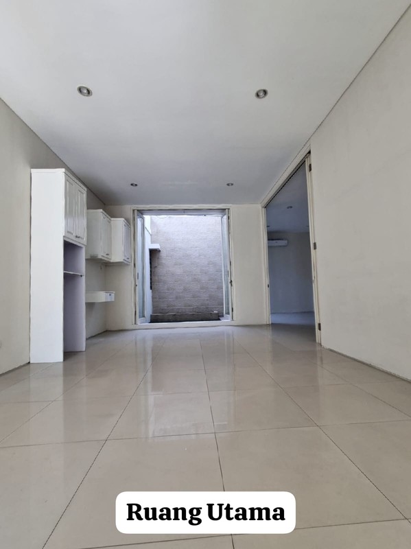 JUAL RUMAH SIAP HUNI ROYAL RESIDENCE BLOK PALING DEPAN 