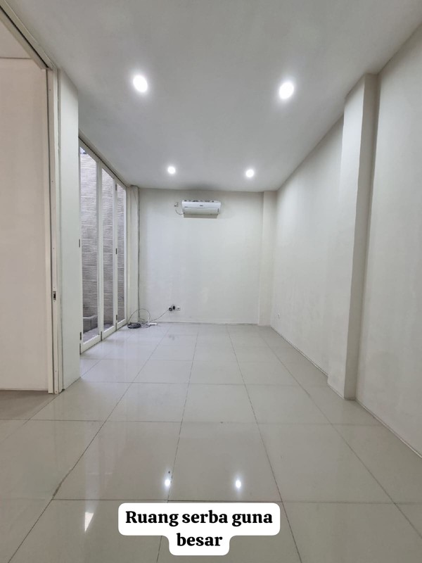 JUAL RUMAH SIAP HUNI ROYAL RESIDENCE BLOK PALING DEPAN 