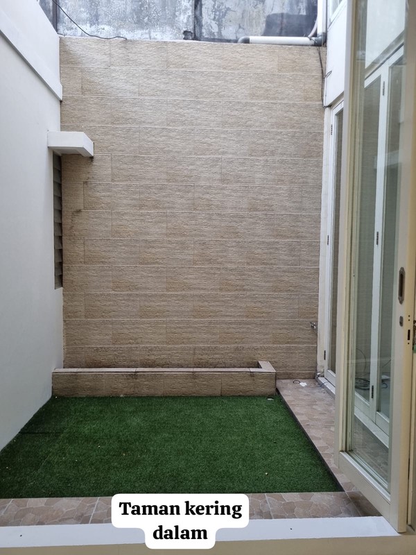 JUAL RUMAH SIAP HUNI ROYAL RESIDENCE BLOK PALING DEPAN 