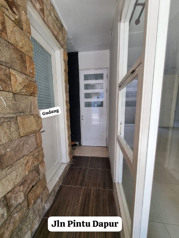 JUAL RUMAH SIAP HUNI ROYAL RESIDENCE BLOK PALING DEPAN 